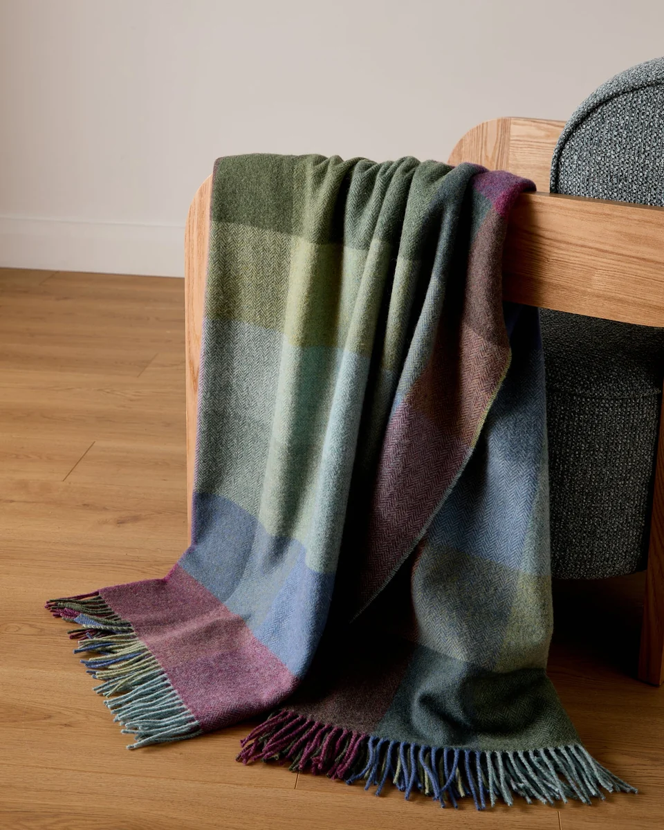 Smart Foxford Kilmeaden Lambswool Throw Soft