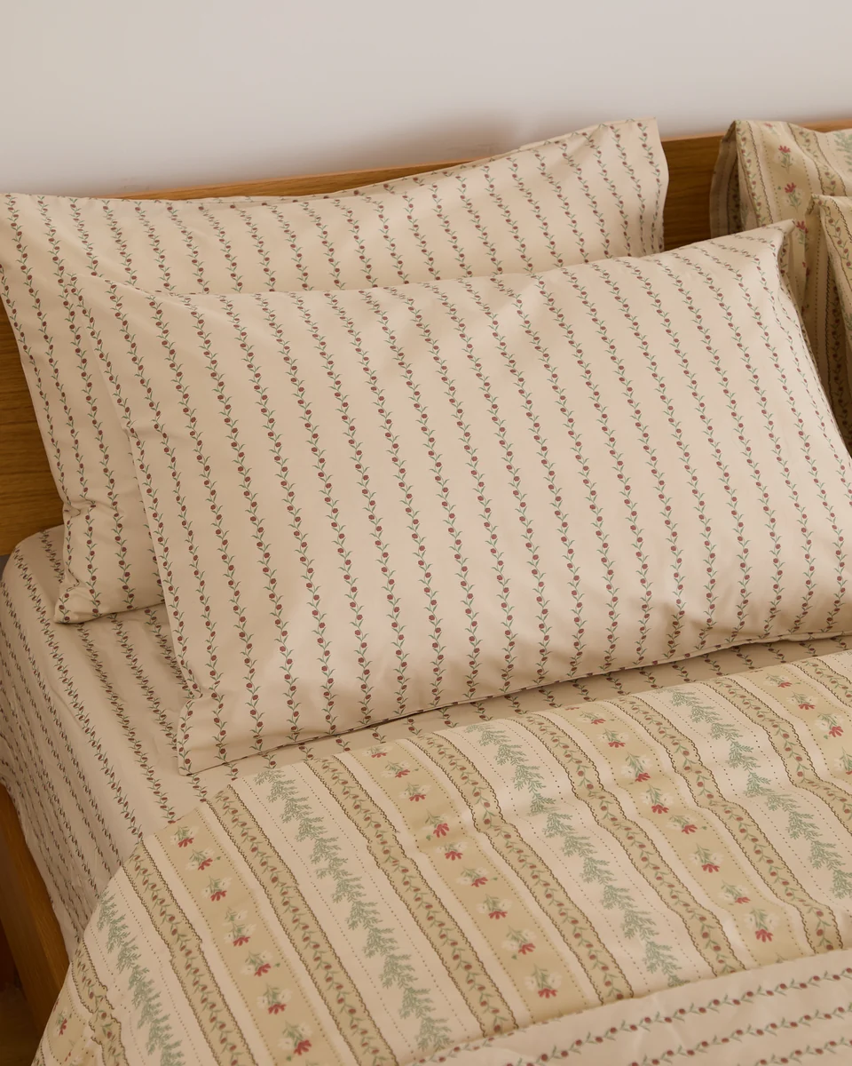 Practical Foxford Rose Stripe Pillowcase Set Artisan