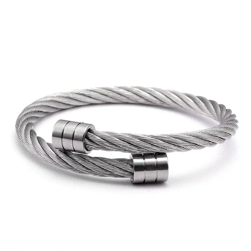 Carefully Designed Mats Pulsera brazalete minimalista de cuerda metálica Fine