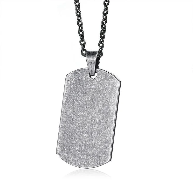 Fine Collar Colgante Dog Tag Oxidado Clean