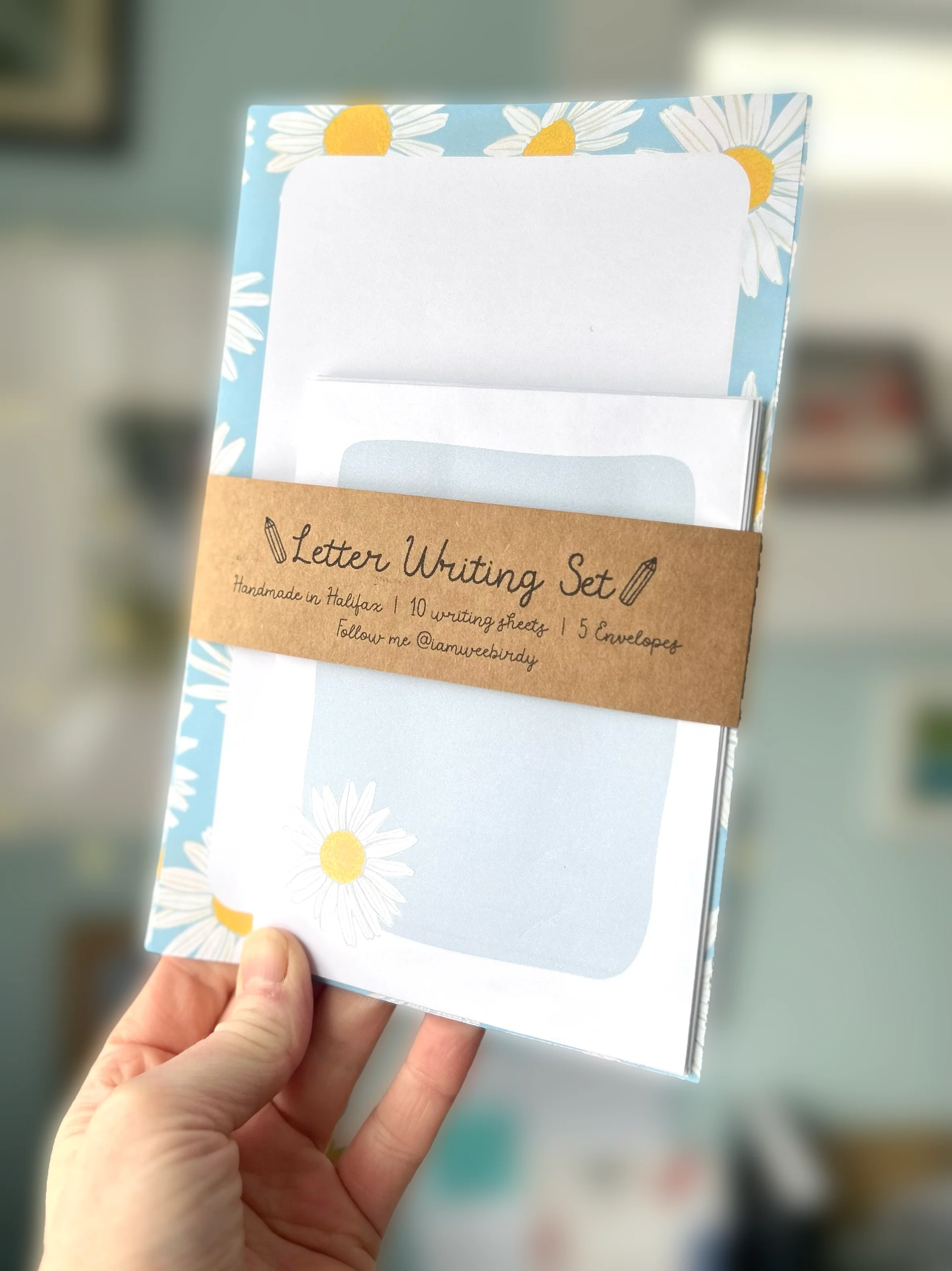 Casual Daisy Letter Writing Set Specialty