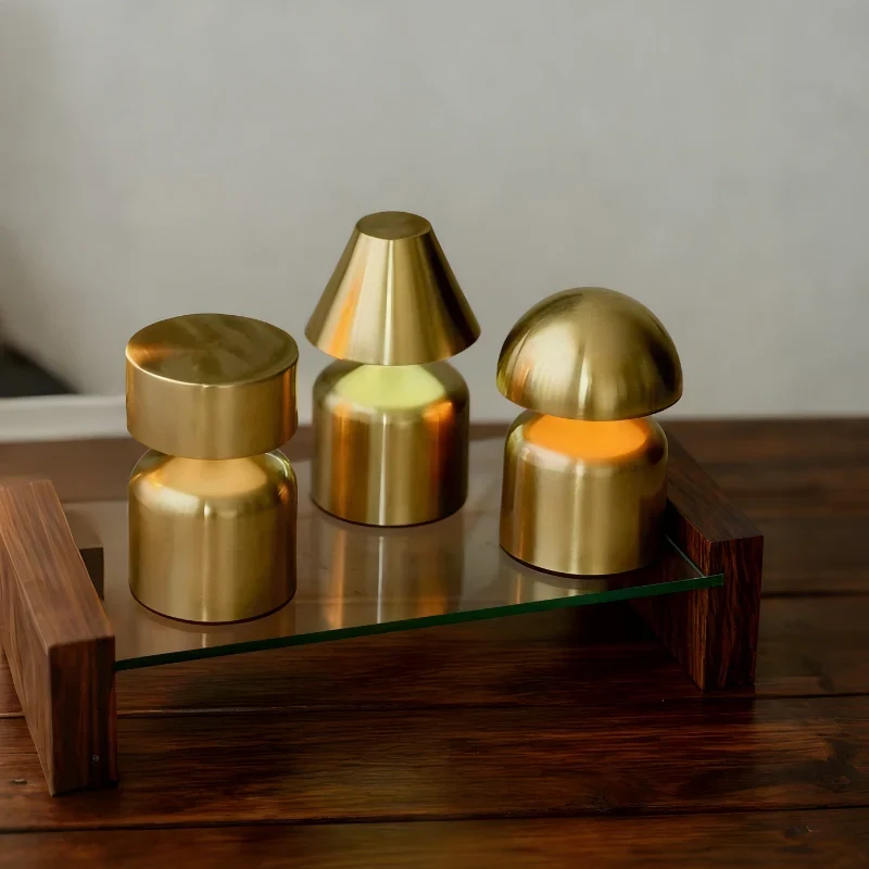 Artisan Solenne Table Lamp Secure