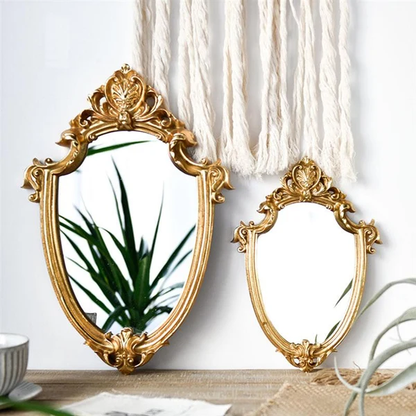 User-Friendly Vintage Style Mirror Elegant