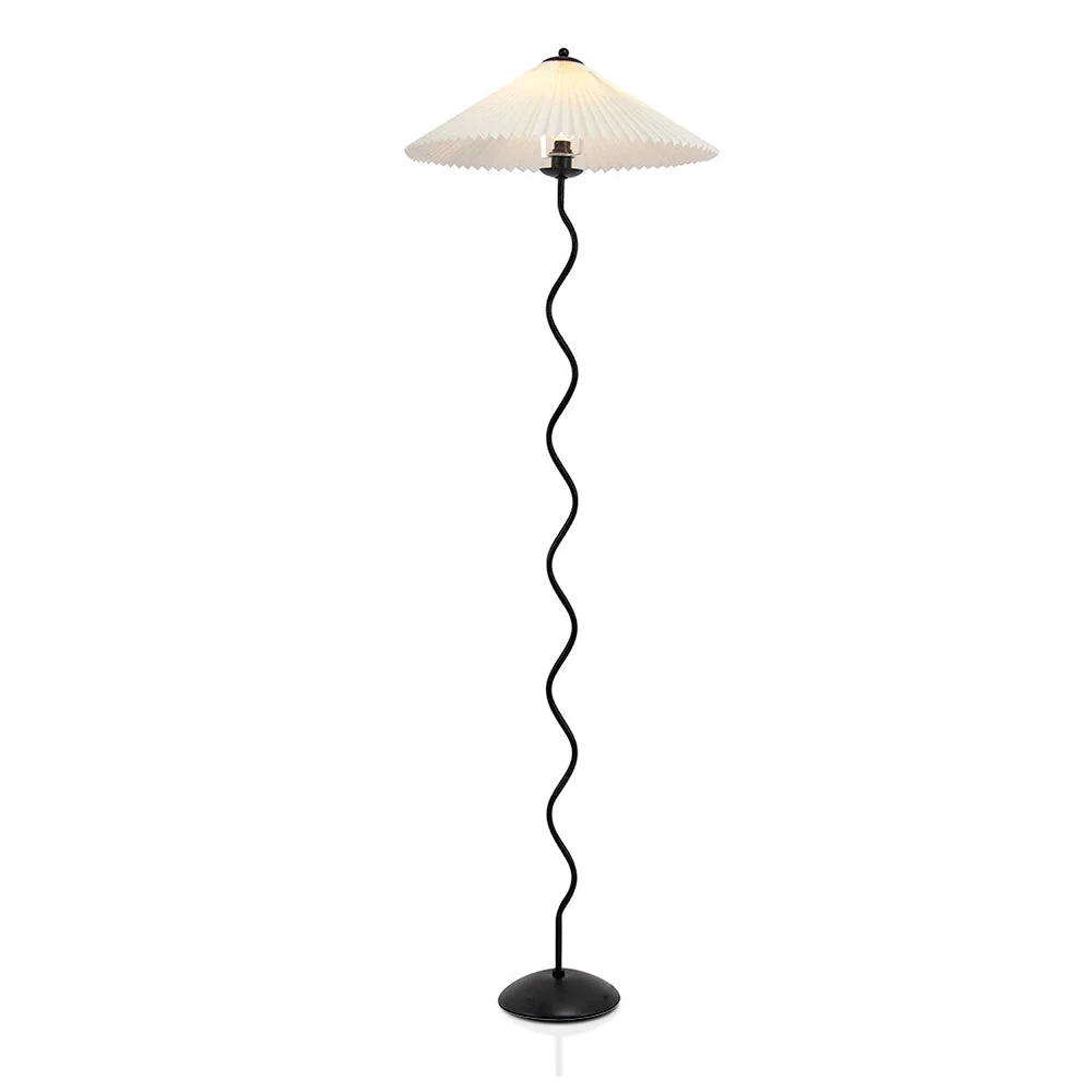 Innovative Wiggly Pleated Floor Lamp Organic