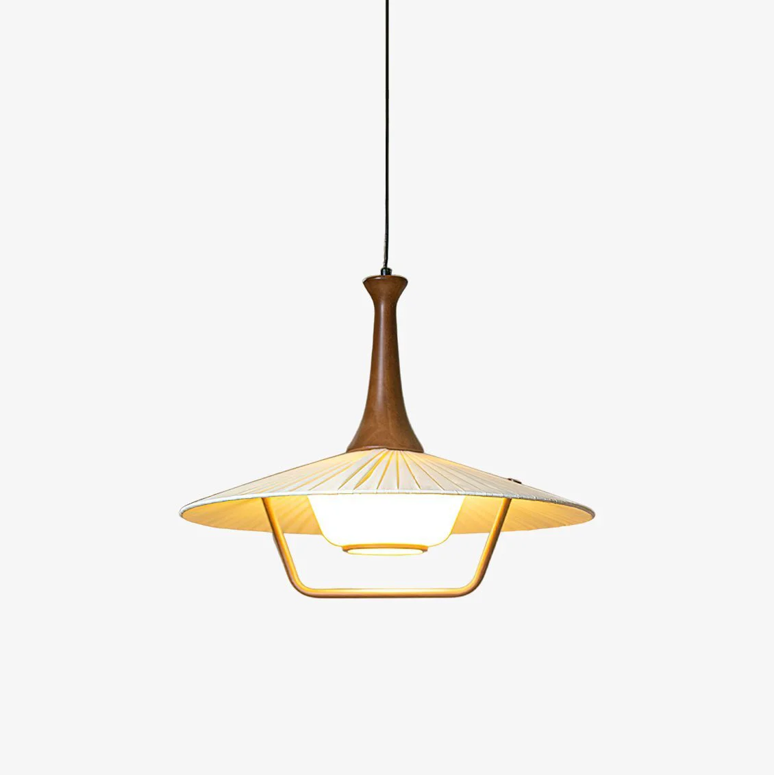 Verified Eikon Pendant Lamp Sophisticated