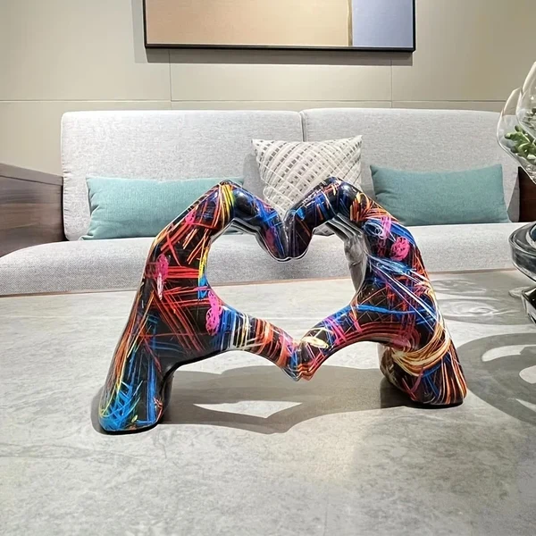 Reusable Colorful Love Gesture Sculpture Excellent