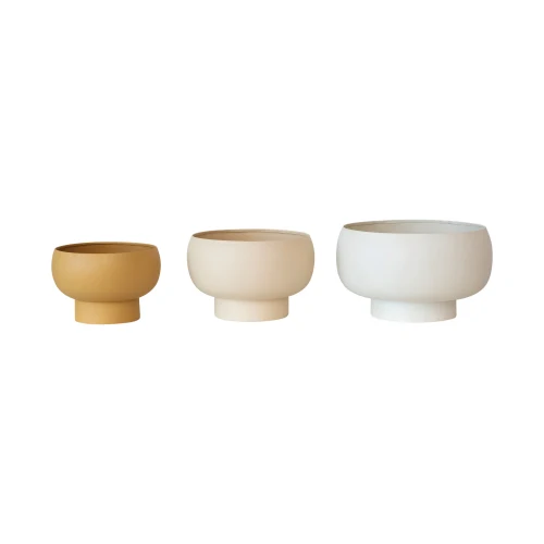 Prestigious Metal Footed Planters in Matte Finish - 3 sizes Easy-to-Use
