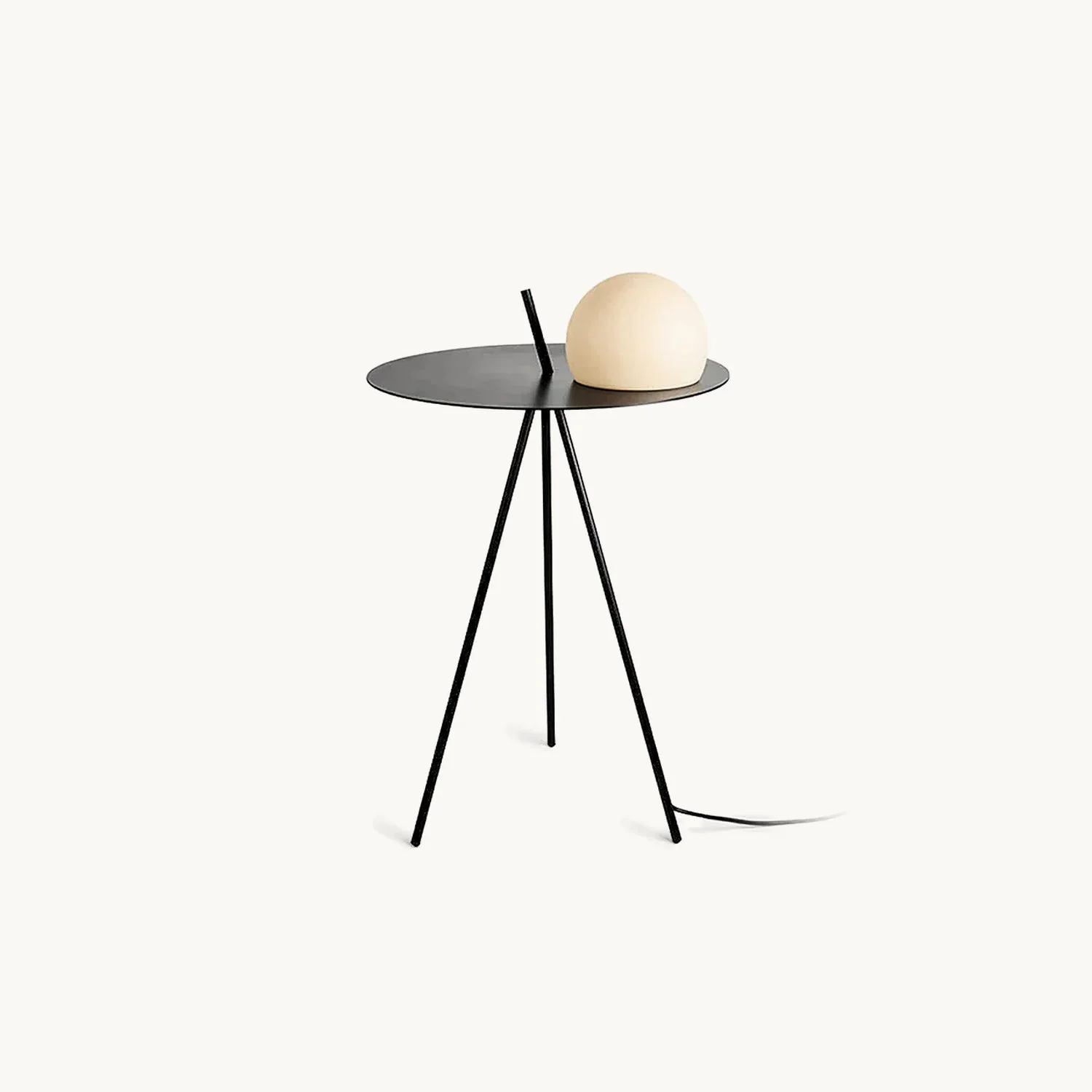 Top-Quality Circ 3725 Table Lamp Sustainable
