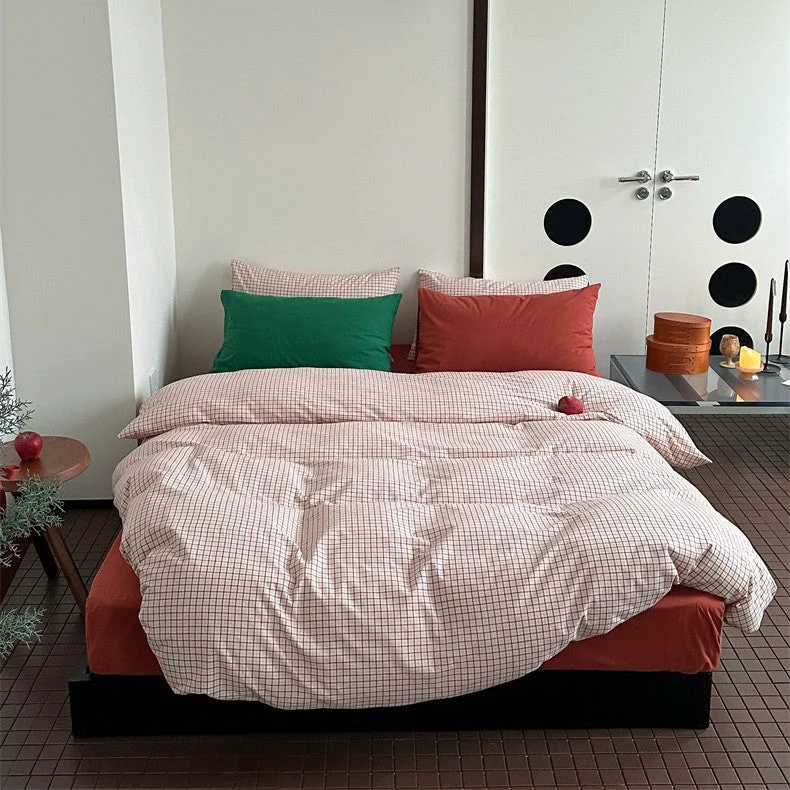 Professional Classic Checkered Bedding Set Versatile