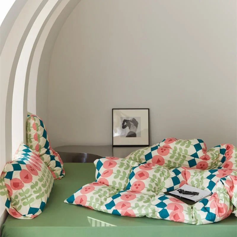 Modern Tulip Check Cotton Bedding Set Breathable