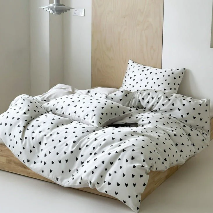 Specialty Spotty Love Bedding Set Top-Quality