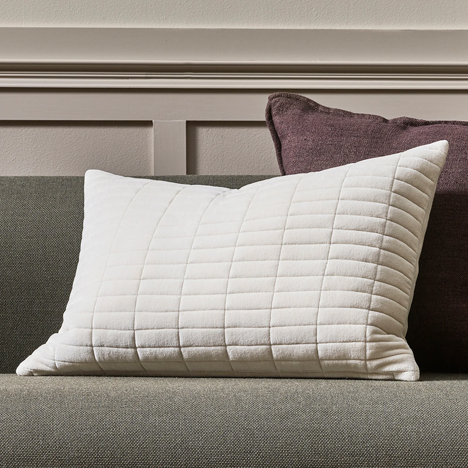 Stylish Turner Lumbar Cushion Ecru 40 x 60cm Casual