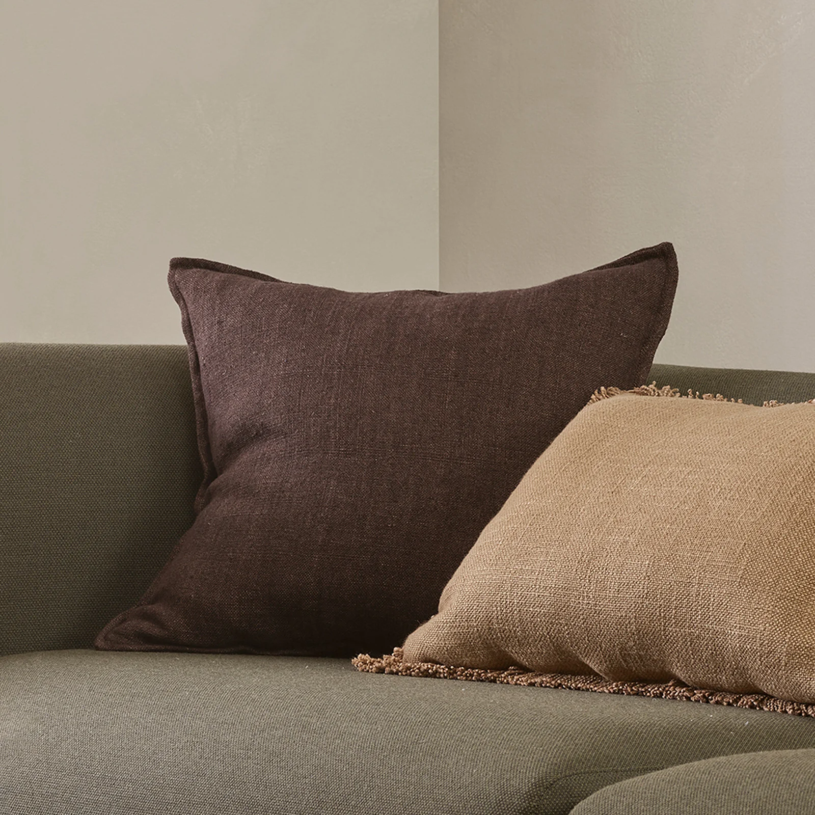 Elegant Flaxmill Cushion Mahogany 50 x 50cm Secure